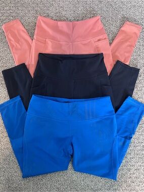 Lot of 3 Workout Leggings (Royal Blue, Navy Blue & Apricot) - Size M